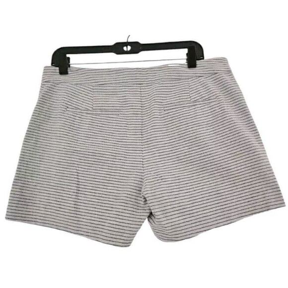 Banana Republic Factory~Woman Sz. 8~Gray/Blue Stripes Button Sides Shorts Cotton - Picture 9 of 9
